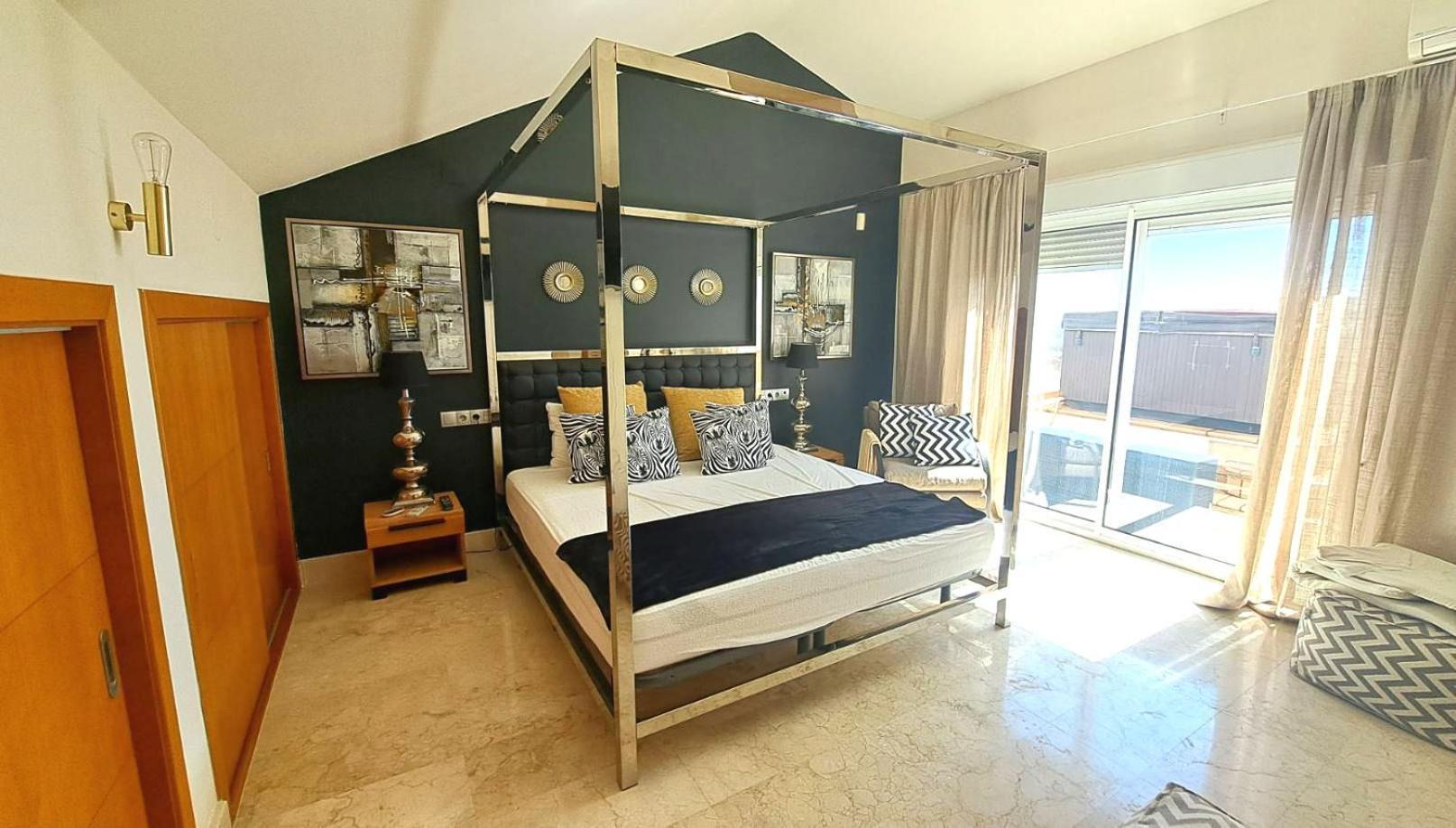 Appartement Aloha Hill Club